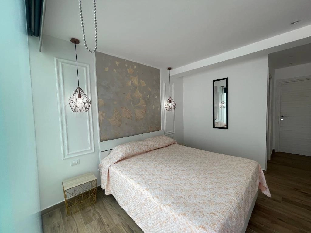Superior King Room - Amantea Monument Terrasini