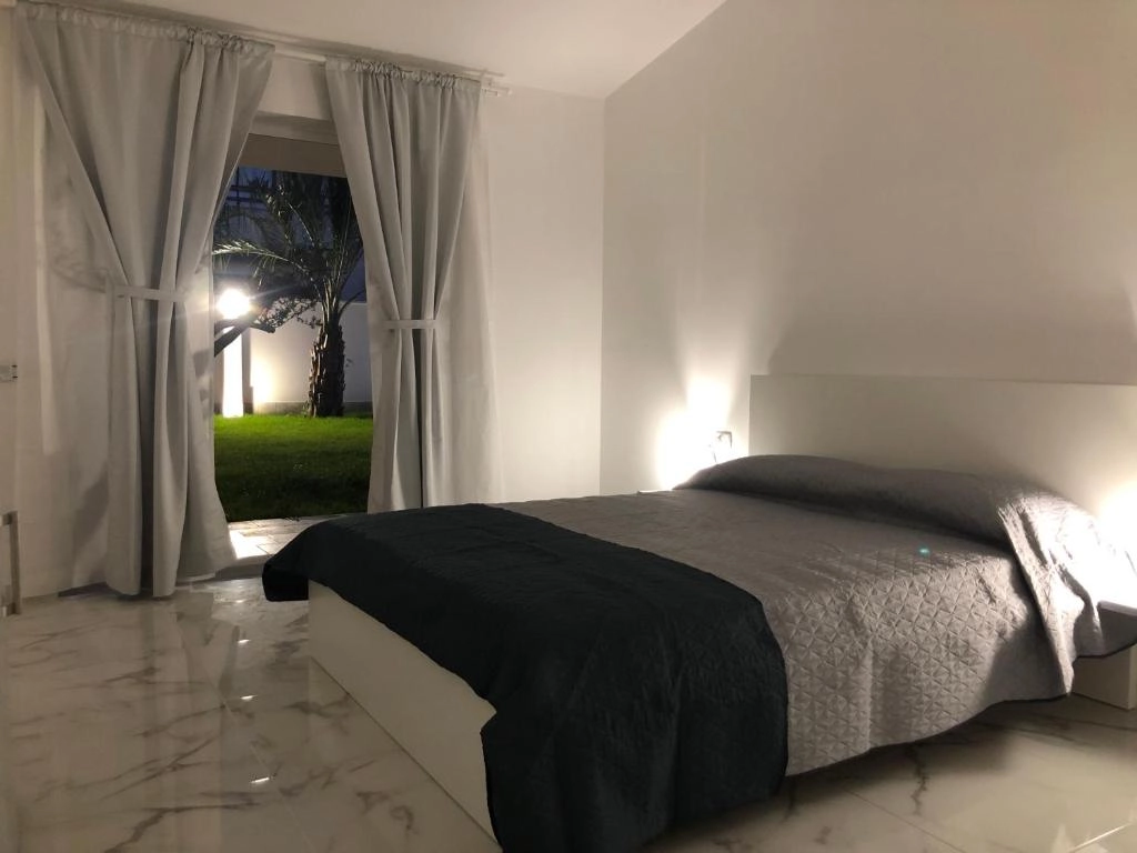 Deluxe King Room - Amantea Monument Terrasini